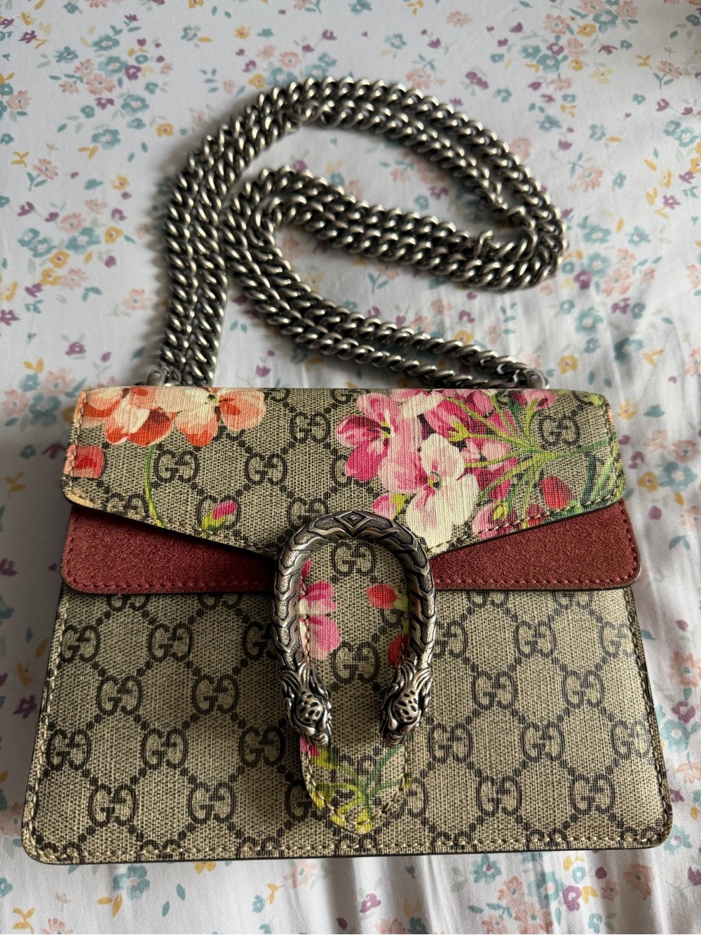 Gucci GG Blooms Floral Crossbody Bag in Beige and Pink